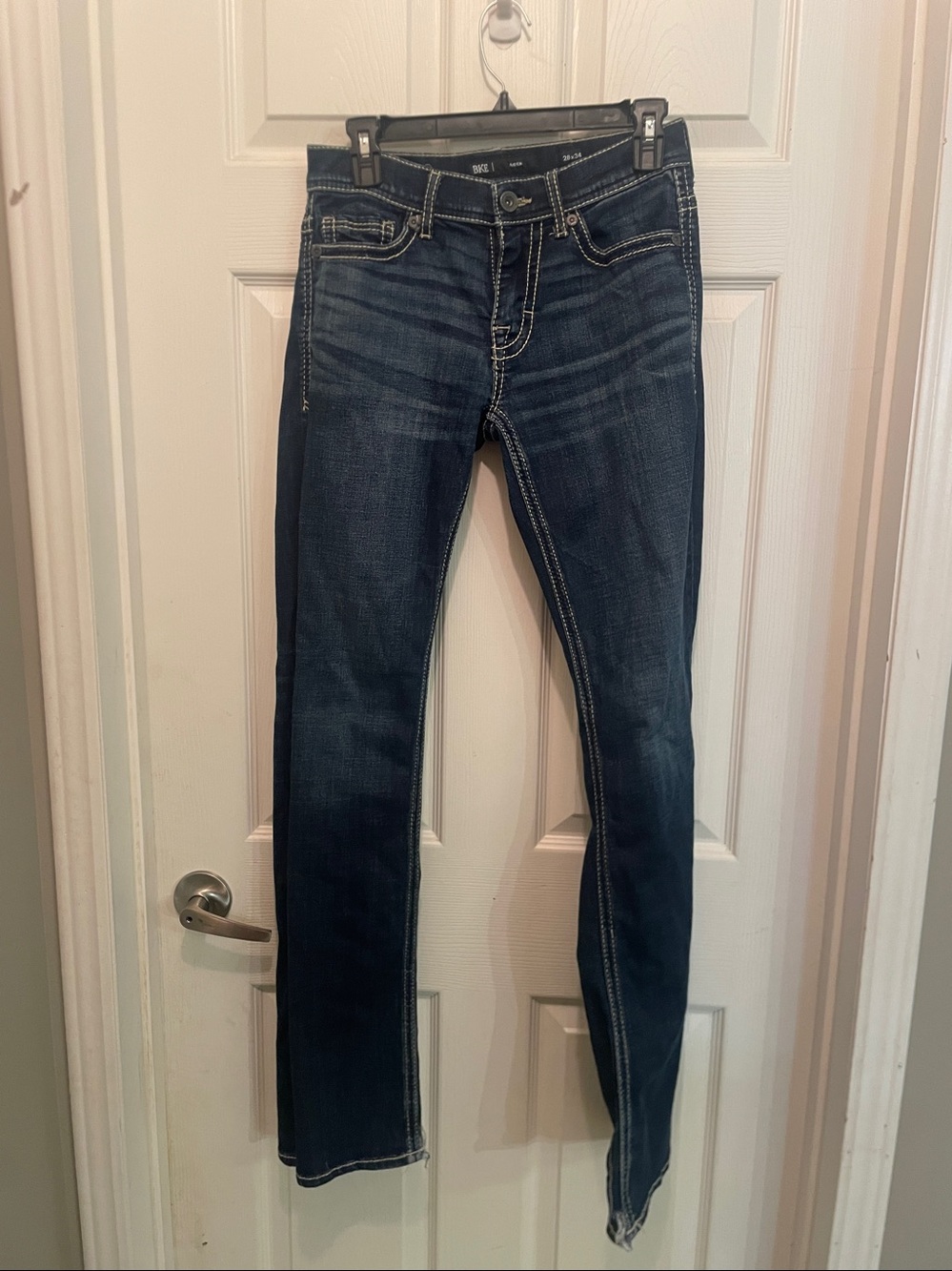 BKE men's 28x34 Aiden Dark Blue Boot Cut Jeans